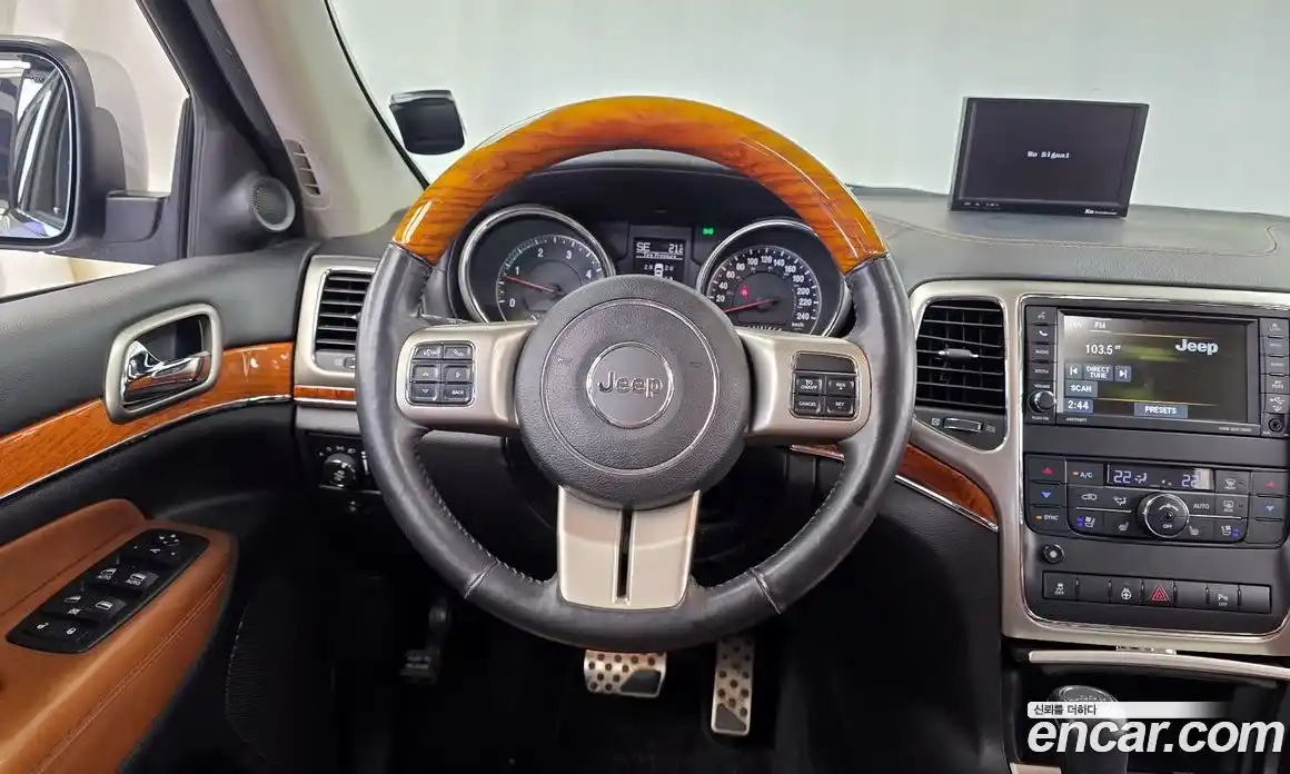 Jeep Cherokee 2013 3.0 Автомат в Москве № 232716, фото 12