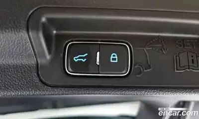 Ford Explorer 2023 3.0 Автомат в Москве № 233172, миниатюра 11