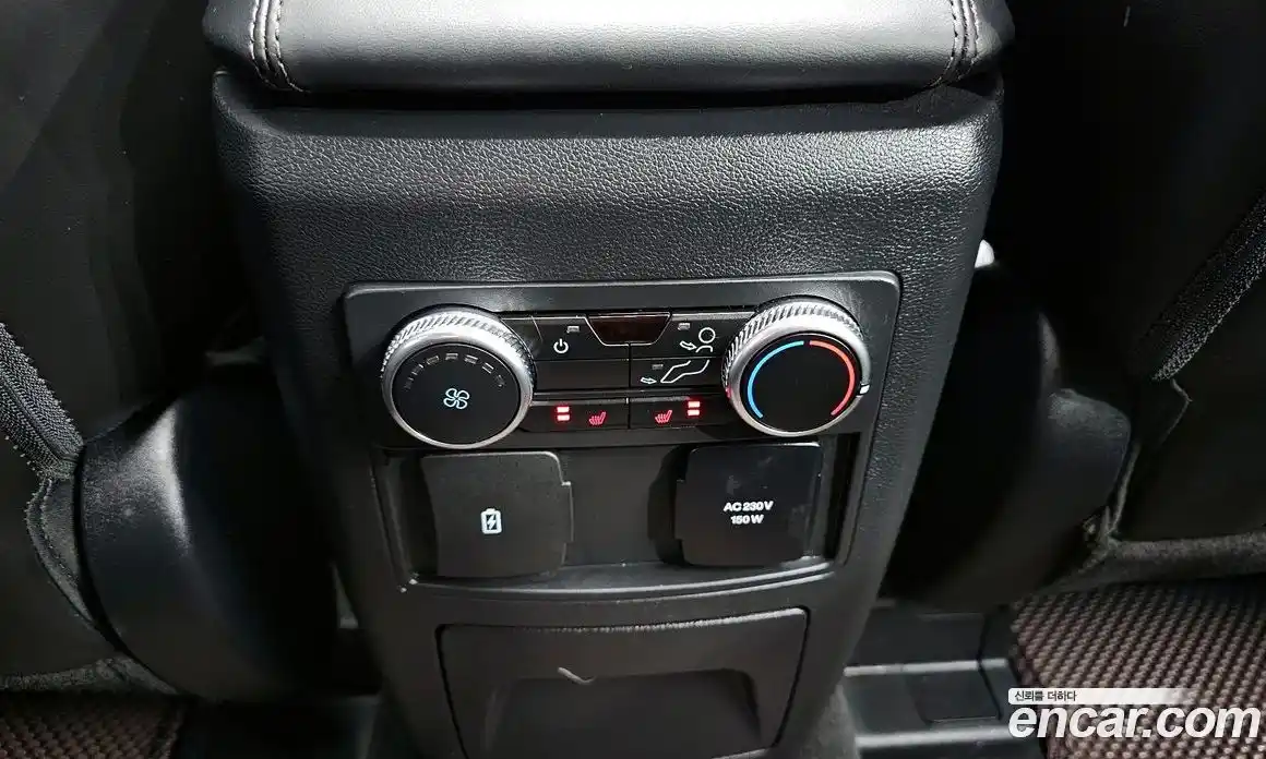 Ford Explorer 2023 3.0 Автомат в Москве № 233172, фото 3