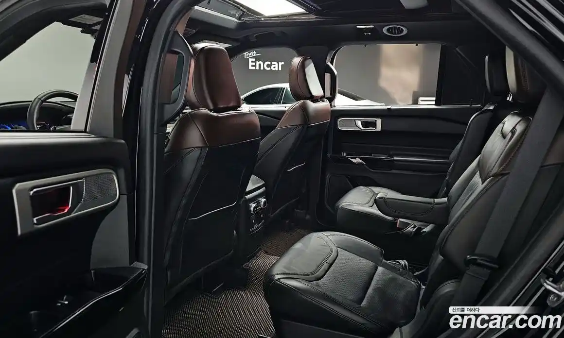 Ford Explorer 2023 3.0 Автомат в Москве № 233172, фото 5