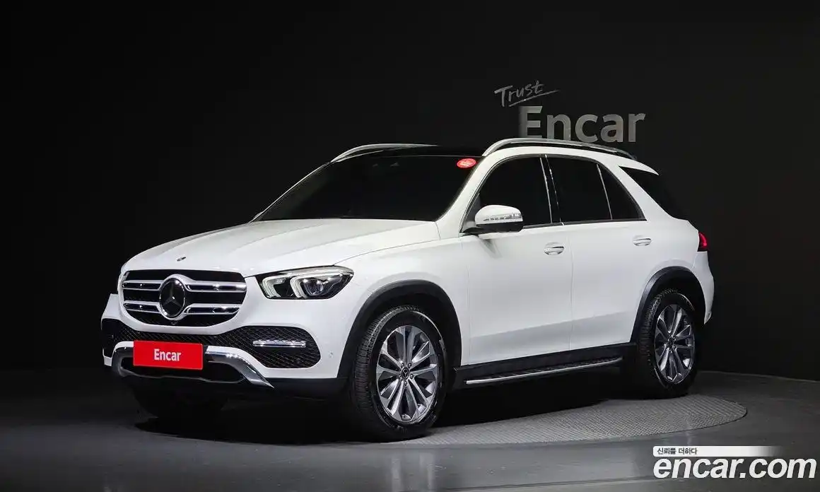Mercedes-Benz GLE-Class 2022 2.0 Автомат в Москве № 239722, фото 6