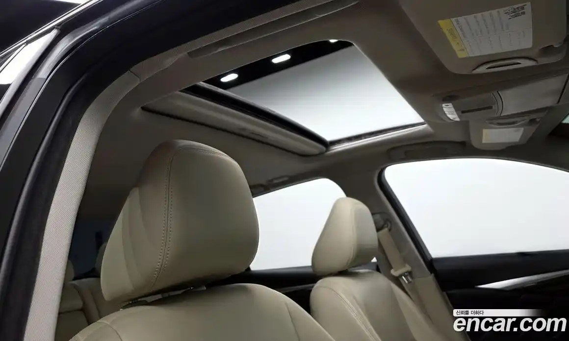 Infiniti Q50 2018 2.0 Автомат в Москве № 245586, фото 16