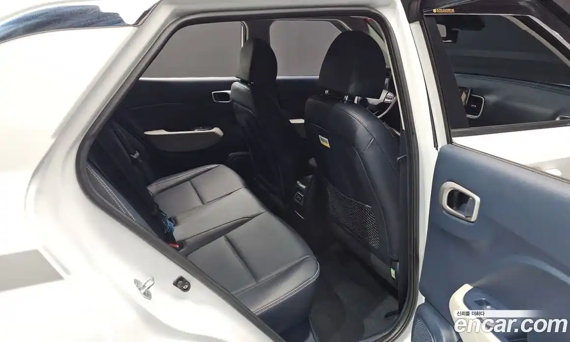 Hyundai Venue 2023 1.6 Автомат в Москве № 246545, фото 1