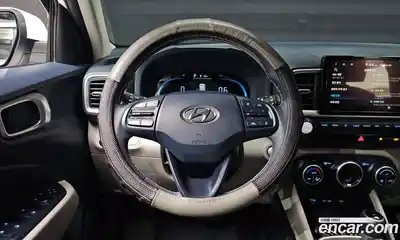 Hyundai Venue 2023 1.6 Автомат в Москве № 246545, миниатюра 10