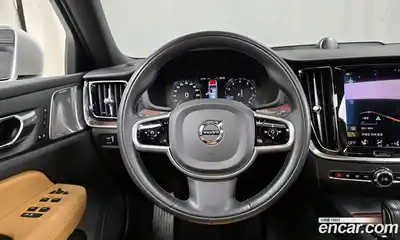 Volvo V60 2021 2.0 Автомат в Москве № 250916, миниатюра 4