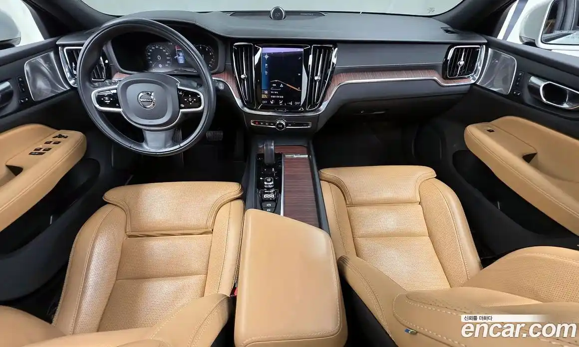 Volvo V60 2021 2.0 Автомат в Москве № 250916, фото 8