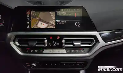 BMW 3-Series 2022 2.0 Автомат в Москве № 257143, миниатюра 12