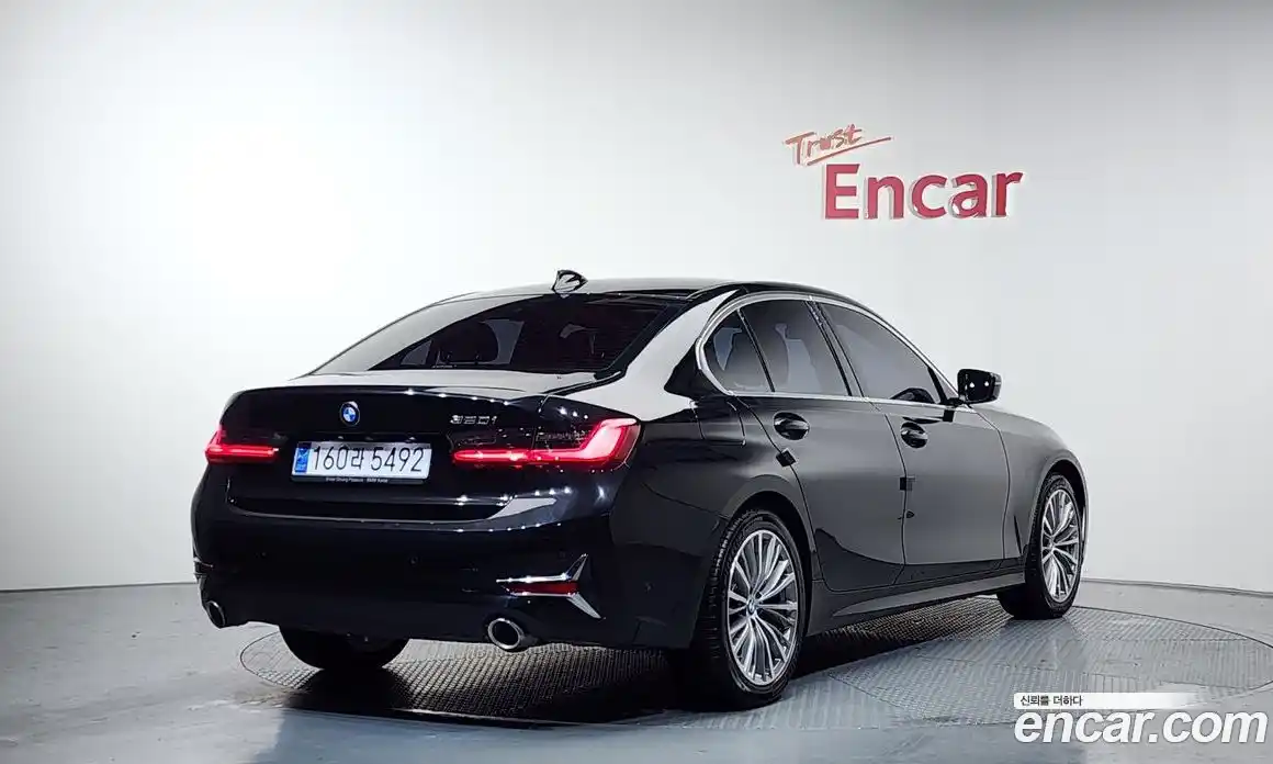 BMW 3-Series 2022 2.0 Автомат в Москве № 257143, фото 3