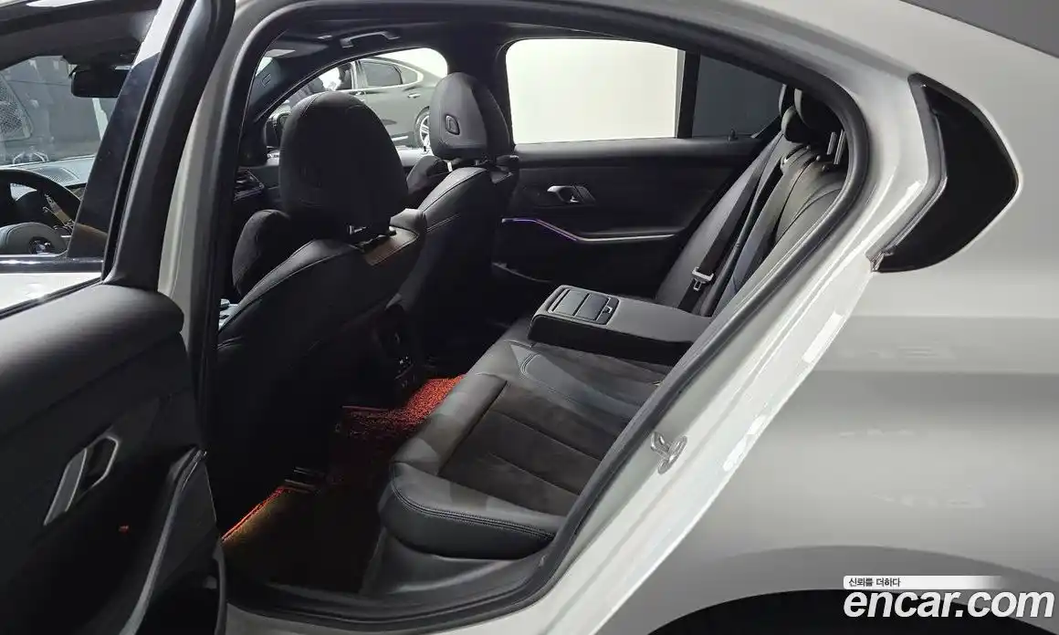 BMW 3-Series 2020 2.0 Автомат в Москве № 258951, фото 11