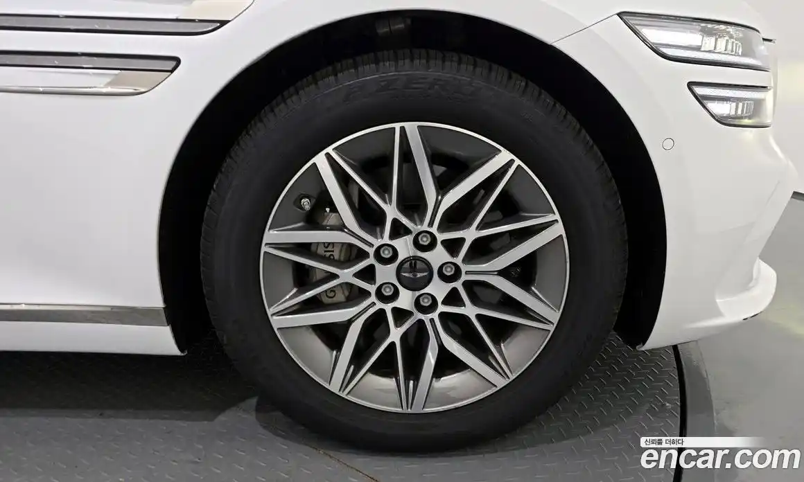 Genesis G80 2025 2.5 Автомат в Москве № 26125, фото 18