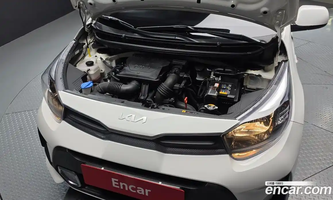 Kia Morning 2022 1.0 Автомат в Москве № 269638, фото 9