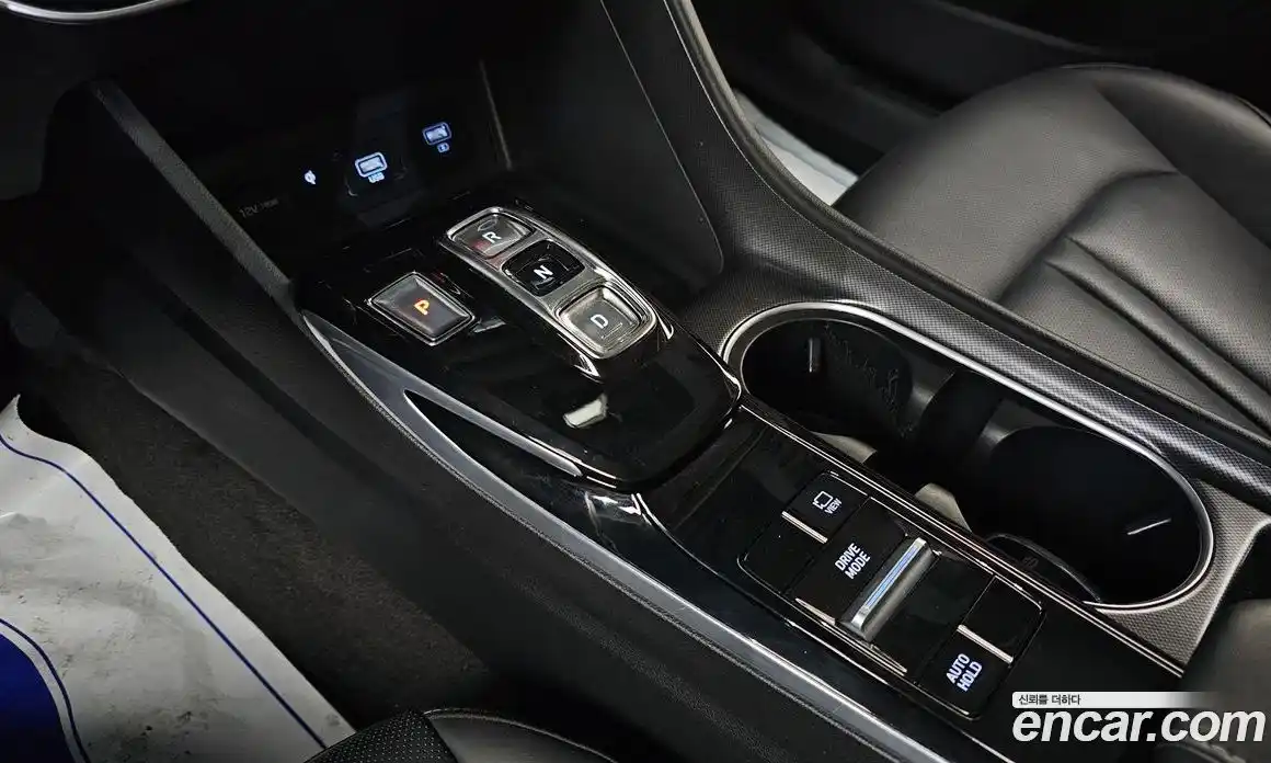 Hyundai Sonata 2020 2.0 Автомат в Москве № 284268, фото 16