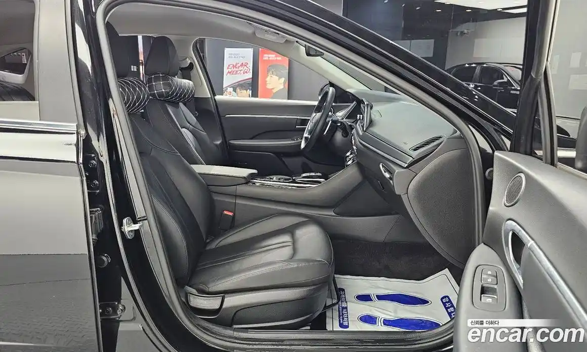 Hyundai Sonata 2020 2.0 Автомат в Москве № 284268, фото 17