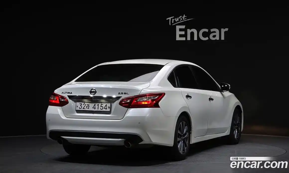 Nissan Altima 2017 2.5 Автомат в Москве № 285049, фото 18