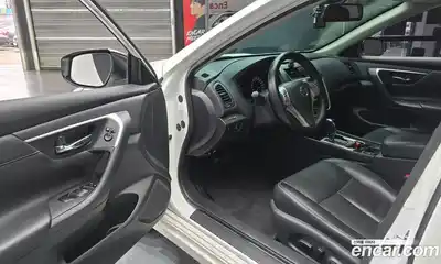 Nissan Altima 2017 2.5 Автомат в Москве № 285049, миниатюра 2