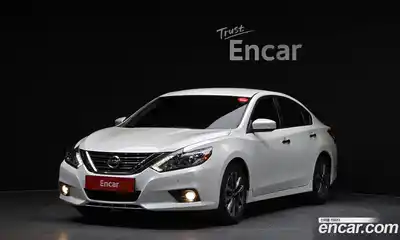 Nissan Altima 2017 2.5 Автомат в Москве № 285049, миниатюра 4