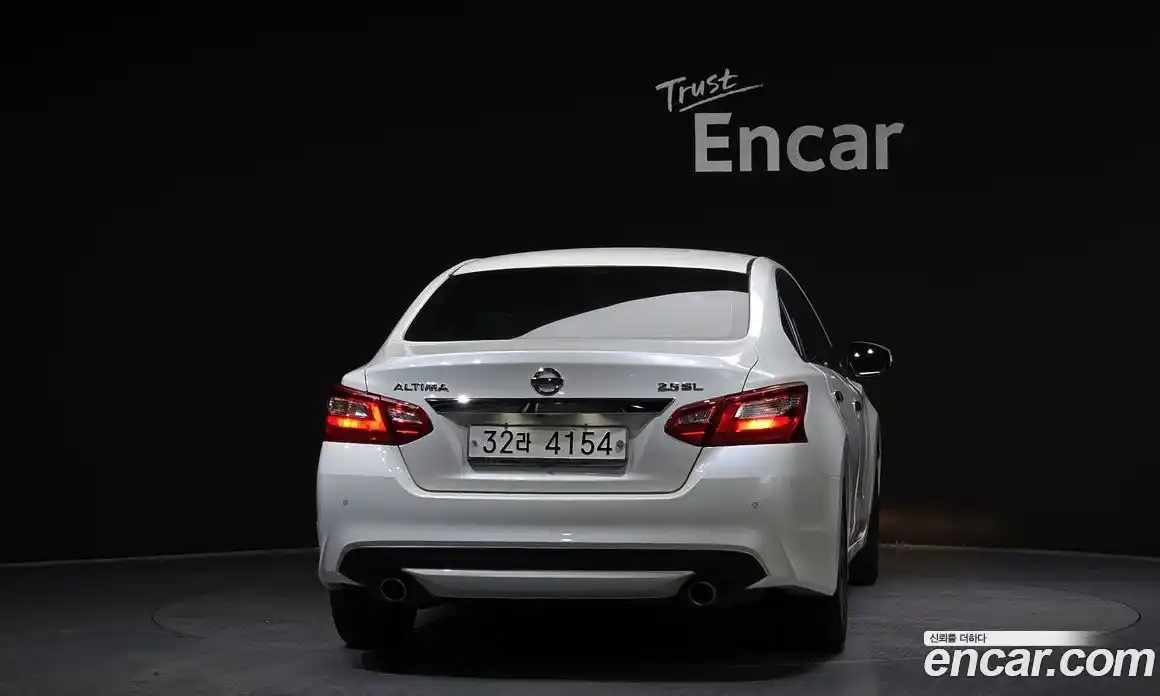 Nissan Altima 2017 2.5 Автомат в Москве № 285049, фото 8