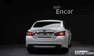 Nissan Altima 2017 2.5 Автомат в Москве № 285049, миниатюра 8