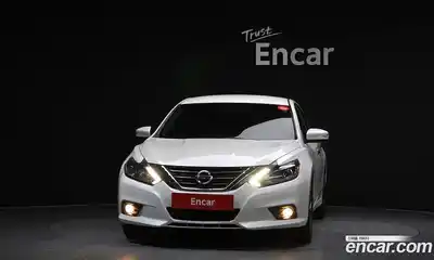 Nissan Altima 2017 2.5 Автомат в Москве № 285049, миниатюра 9