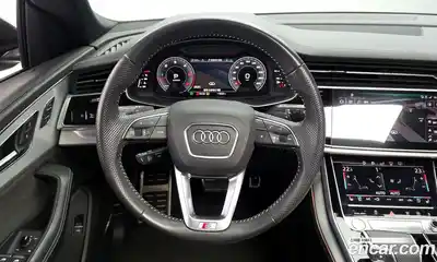 Audi Q8 2020 3.0 Автомат в Москве № 292906, миниатюра 3