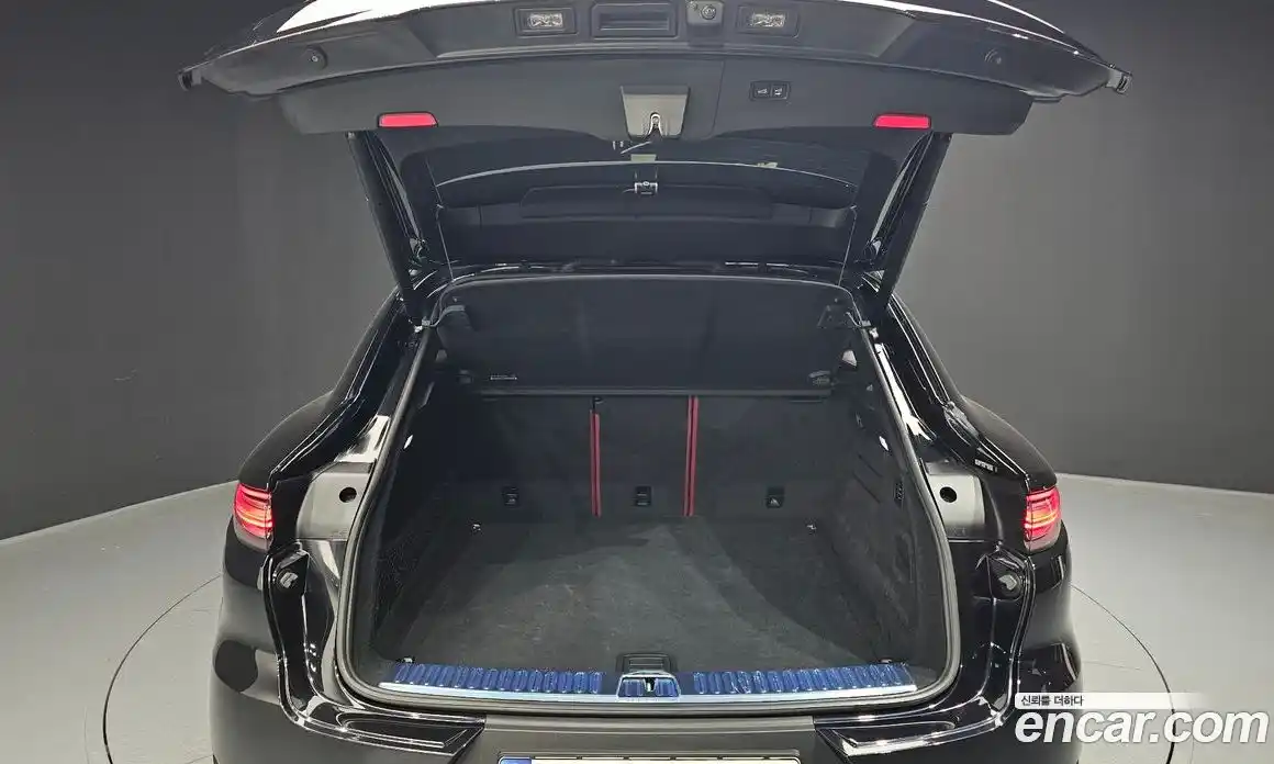 Porsche Cayenne 2021 3.0 Автомат в Москве № 294198, фото 16