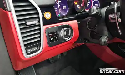 Porsche Cayenne 2021 3.0 Автомат в Москве № 294198, миниатюра 2