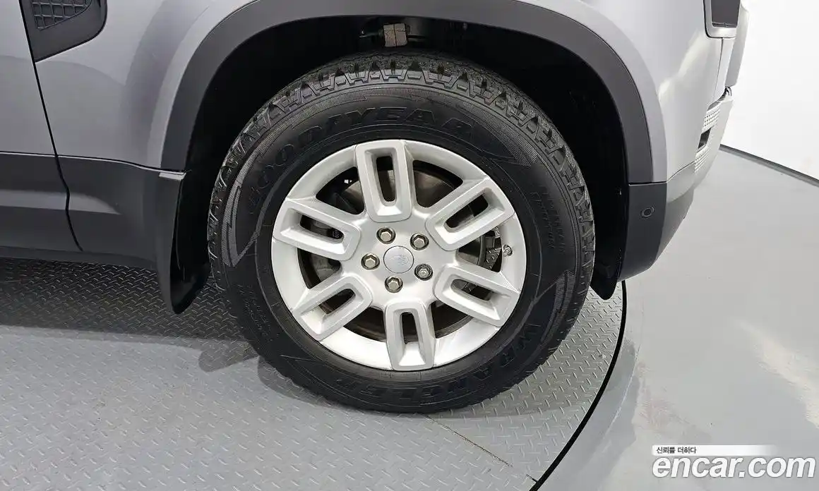 Land Rover Defender 2020 2.0 Автомат в Москве № 298224, фото 20