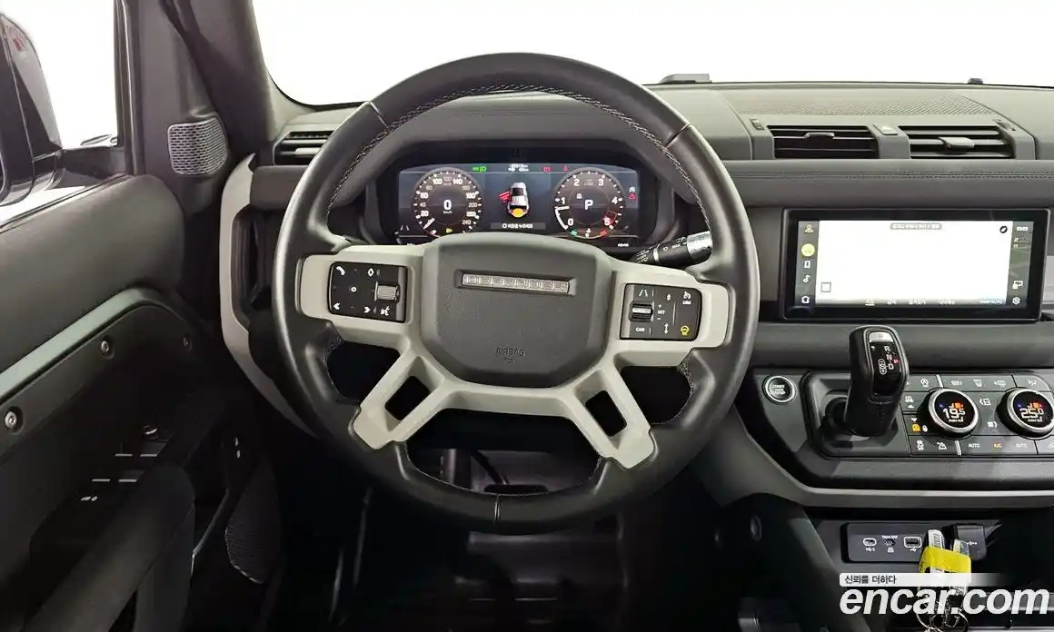 Land Rover Defender 2020 2.0 Автомат в Москве № 298224, фото 4