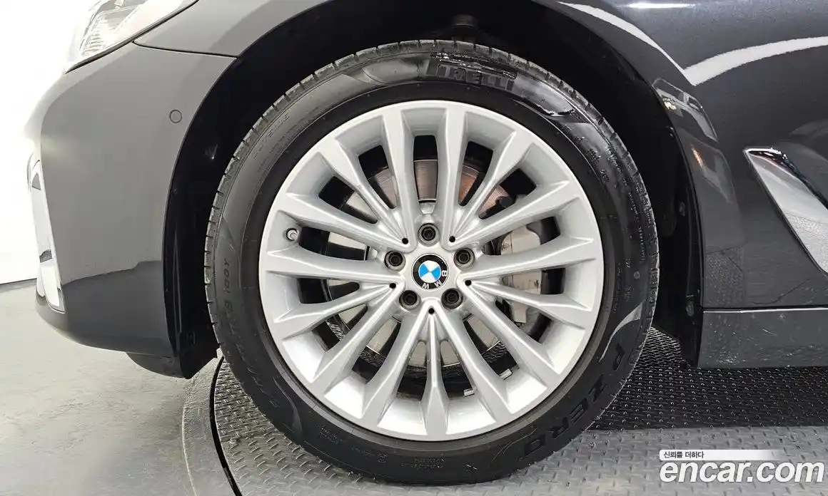 BMW 5-Series 2021 2.0 Автомат в Москве № 303477, фото 16