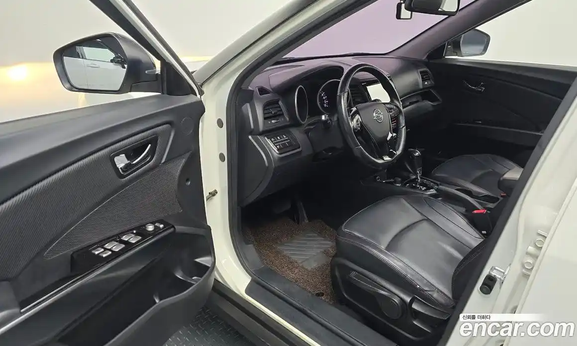 SsangYong TIBOLI 2016 1.6 Автомат в Москве № 32152, фото 8