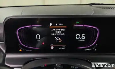 Kia Seltos 2023 1.6 Автомат в Москве № 338660, миниатюра 6