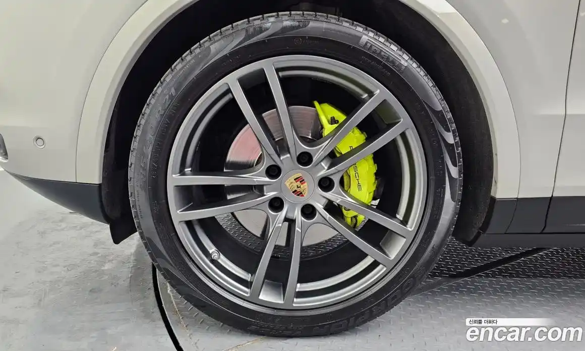 Porsche Cayenne 2021 3.0 Автомат в Москве № 344462, фото 12