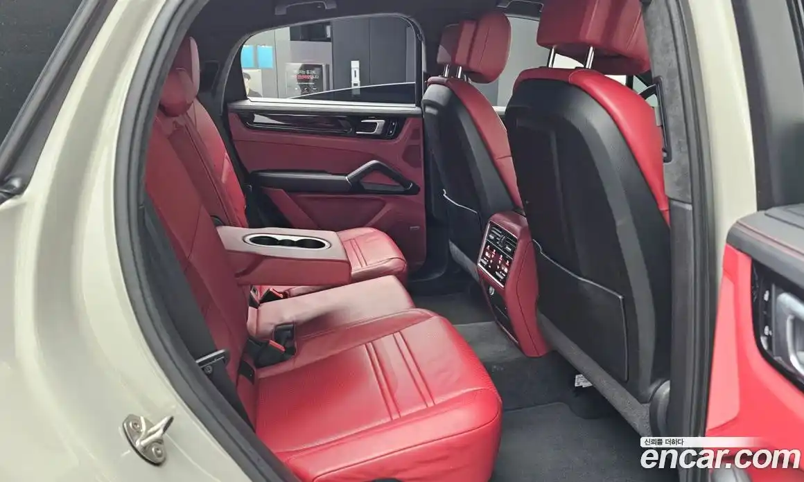 Porsche Cayenne 2021 3.0 Автомат в Москве № 344462, фото 14