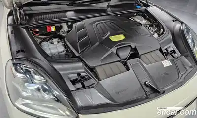 Porsche Cayenne 2021 3.0 Автомат в Москве № 344462, миниатюра 8