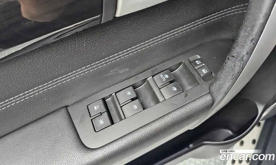 Chevrolet Captiva 2013 2.2 Автомат в Москве № 36859, фото 15