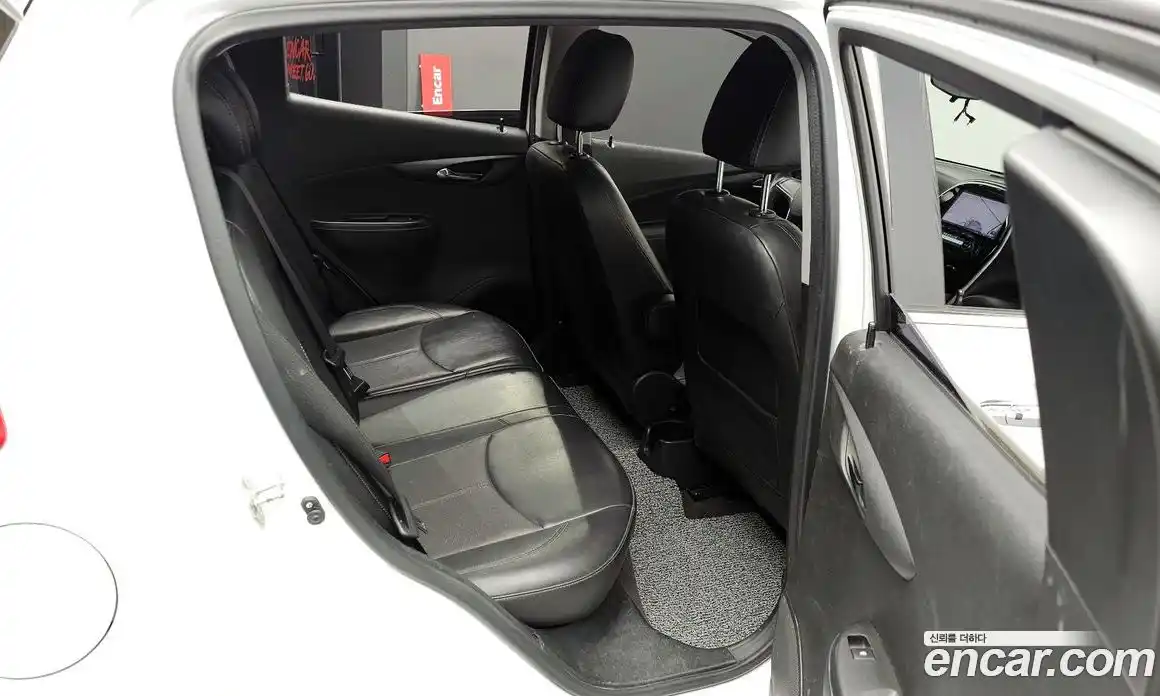 Chevrolet Spark 2016 1.0 Автомат в Москве № 36954, фото 16