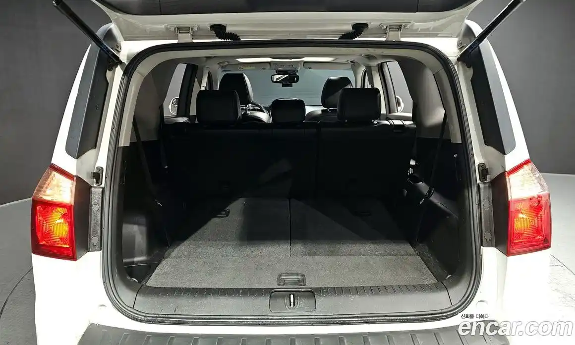 Chevrolet Orlando 2013 2.0 Автомат в Москве № 39392, фото 16