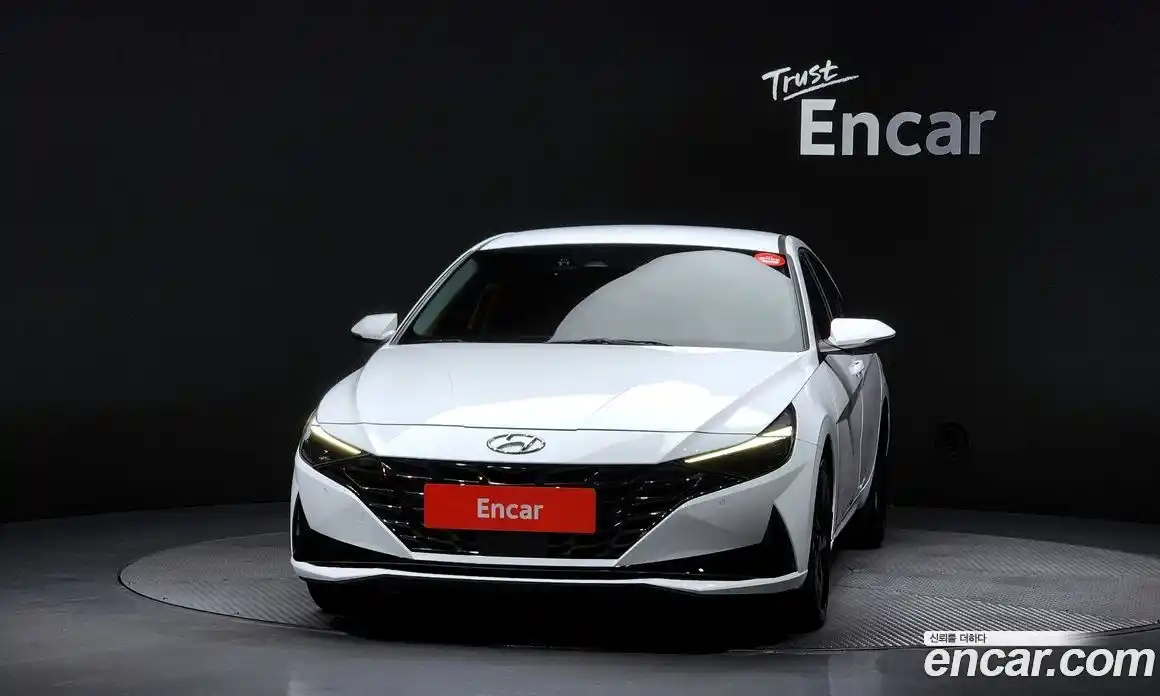 Hyundai Avante 2023 1.6 Автомат в Москве № 44609, фото 14