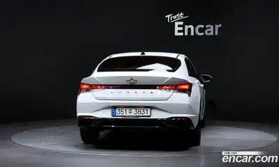 Hyundai Avante 2023 1.6 Автомат в Москве № 44609, миниатюра 3