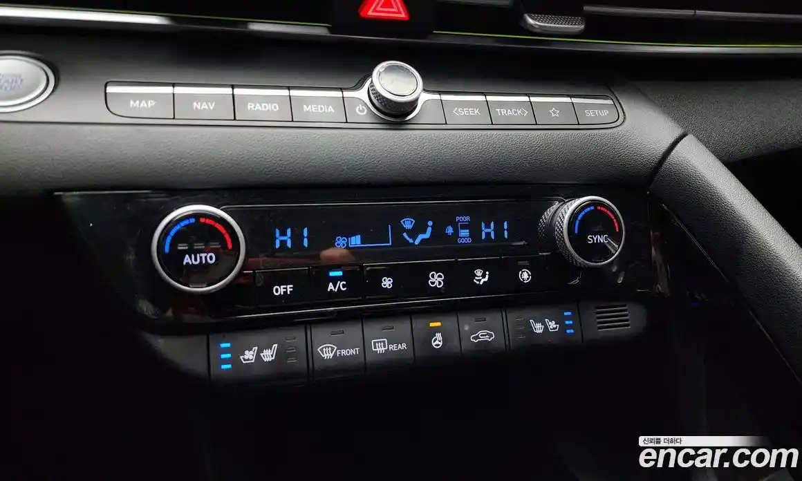 Hyundai Avante 2023 1.6 Автомат в Москве № 44609, фото 10