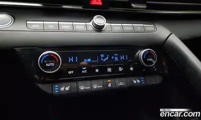 Hyundai Avante 2023 1.6 Автомат в Москве № 44609, миниатюра 10