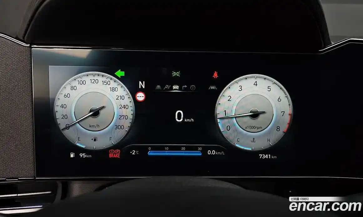 Hyundai Avante 2025 2.0 Механическая в Москве № 46150, фото 3