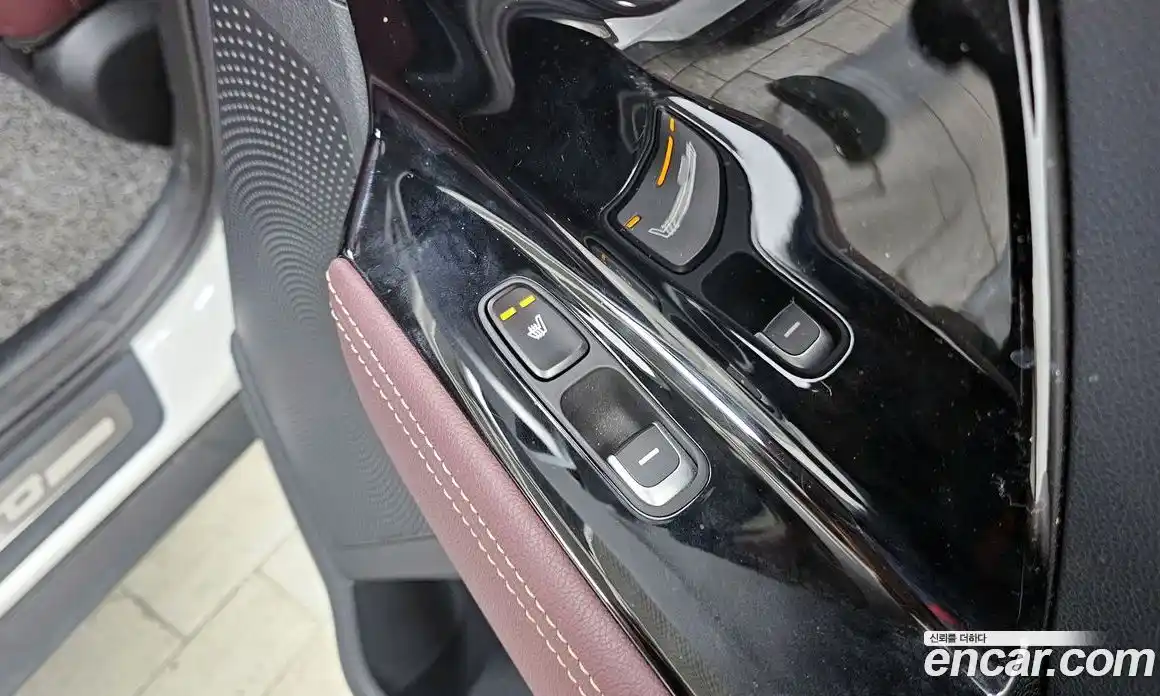 Kia Niro 2020 1.6 Автомат в Москве № 54389, фото 7