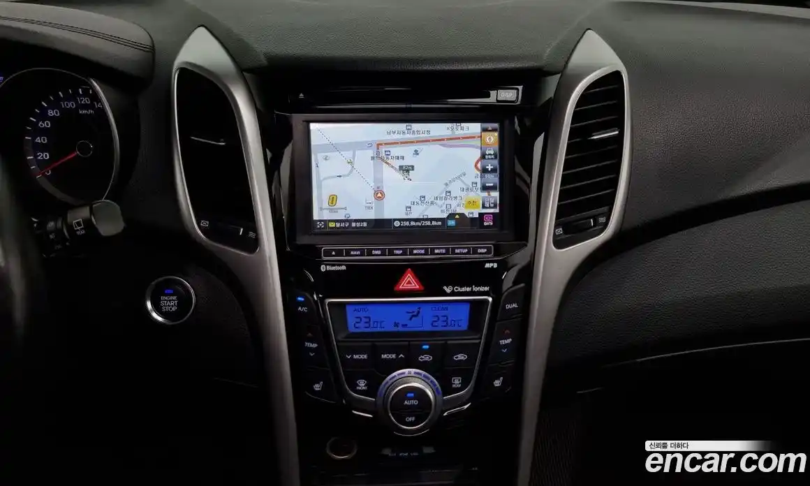 Hyundai i30 2014 1.6 Автомат в Москве № 6912, фото 13