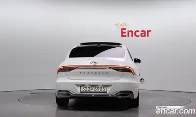 Hyundai Grandeur 2022 2.5 Автомат в Москве № 7598, миниатюра 2