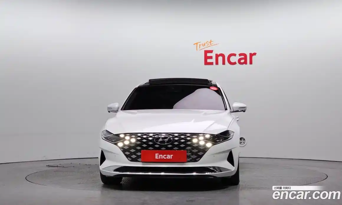 Hyundai Grandeur 2022 2.5 Автомат в Москве № 7598, фото 3