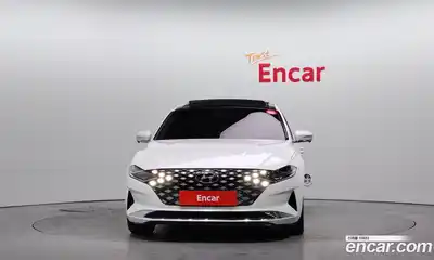 Hyundai Grandeur 2022 2.5 Автомат в Москве № 7598, миниатюра 3