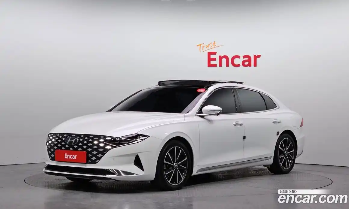 Hyundai Grandeur 2022 2.5 Автомат в Москве № 7598, фото 6