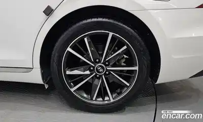 Hyundai Grandeur 2022 2.5 Автомат в Москве № 7598, миниатюра 7