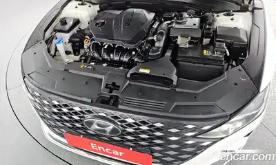 Hyundai Grandeur 2022 2.5 Автомат в Москве № 7598, миниатюра 8